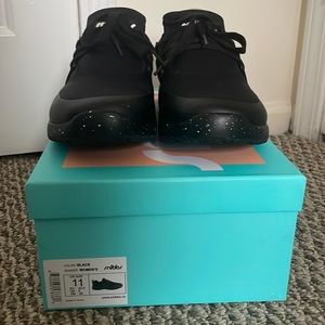 Snibbs Spacecloud Work Sneaker- Black